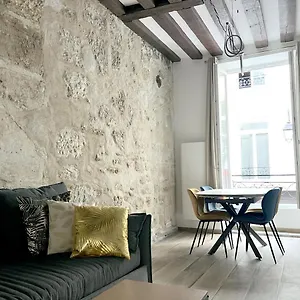 Appartement Marais 2 2 Salles De Bain - Jacuzzi !, Parijs